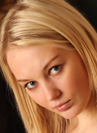 WHITNEY - free gallery